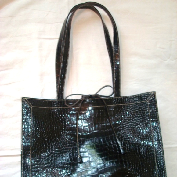 Liz Claiborne Professional Tote - Picture 7 of 7